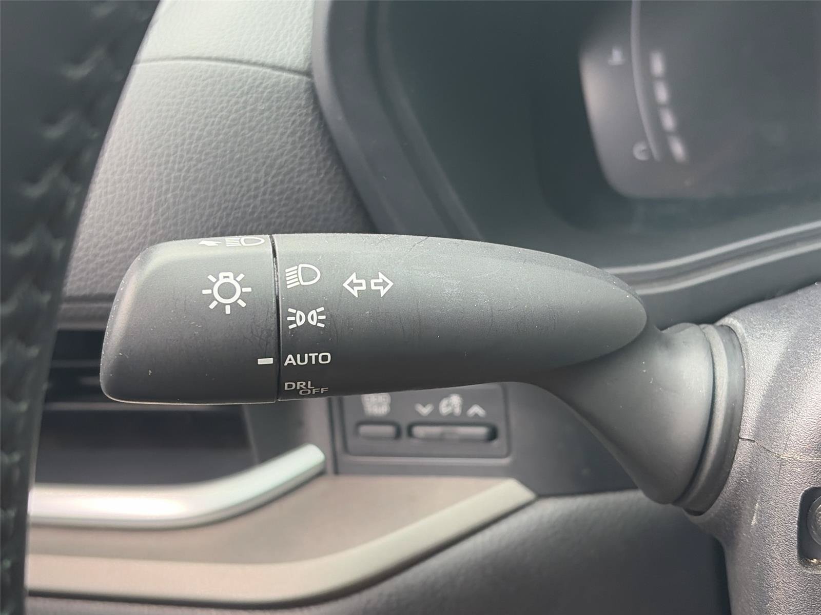 Used 2025 Toyota Grand Highlander AWD image 9