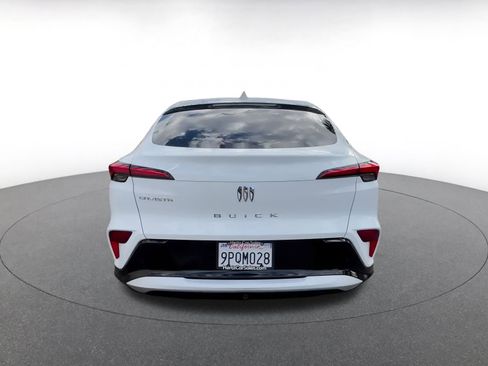 Used 2025 Buick Envista Sport Touring image 12