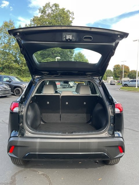 Used 2022 Toyota Corolla Cross L FWD image 10