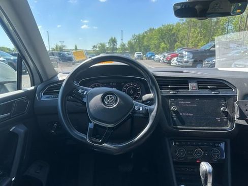 Used 2018 Volkswagen Tiguan SEL Premium AWD/4WD image 20