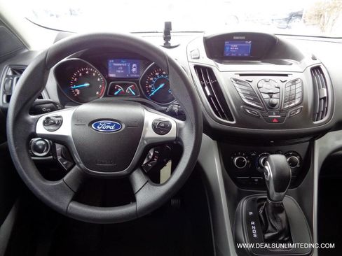 Used 2014 Ford Escape SE image 10