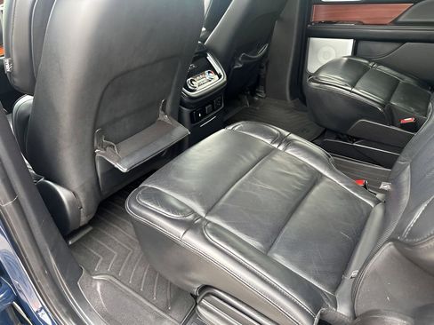 Used 2019 Lincoln Navigator L Reserve image 20