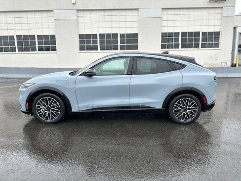 Certified 2024 Ford Mustang Mach-E Premium AWD/4WD image 3