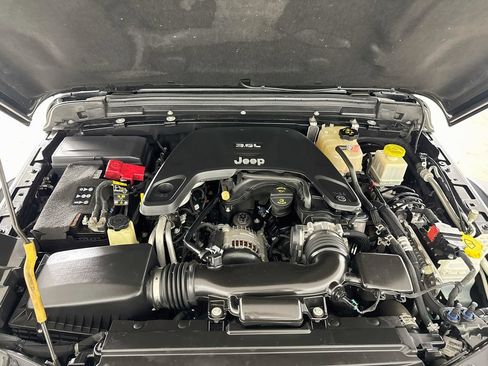 Used 2020 Jeep Gladiator Rubicon AWD/4WD image 26