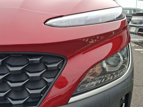 Used 2023 Hyundai Kona SEL w/ Convenience Package image 9