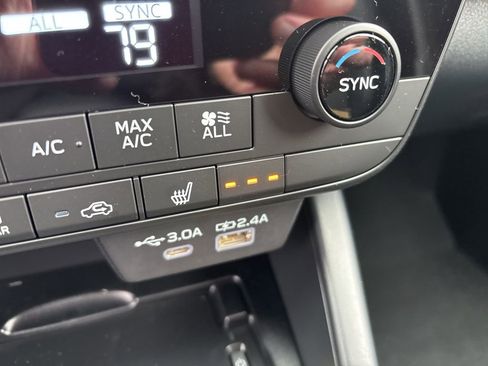 New 2026 Subaru Outback Limited AWD/4WD image 25