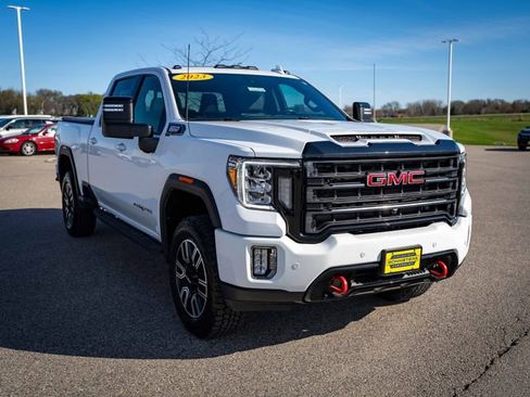Used 2023 GMC Sierra 2500 AT4 w/ AT4 Premium Plus Package AWD/4WD image 3