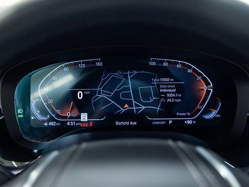 Certified 2022 BMW 540i xDrive w/ Convenience Package image 2