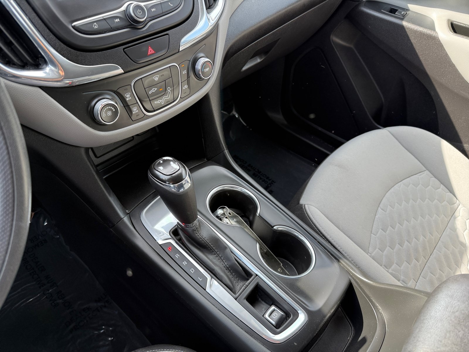 Used 2019 Chevrolet Equinox LS w/ LS Convenience Package FWD image 13