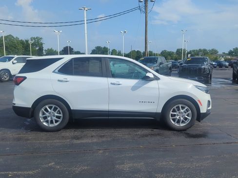 Certified 2024 Chevrolet Equinox LT FWD image 10