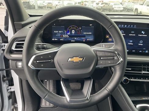 New 2026 Chevrolet Traverse LT w/ Driver Confidence Package image 7