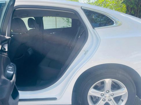 Used 2020 Chevrolet Malibu LS w/ LPO, Convenience Package 2 image 10