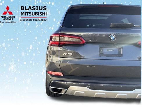 Used 2019 BMW X5 xDrive40i w/ Premium Package 2 image 24