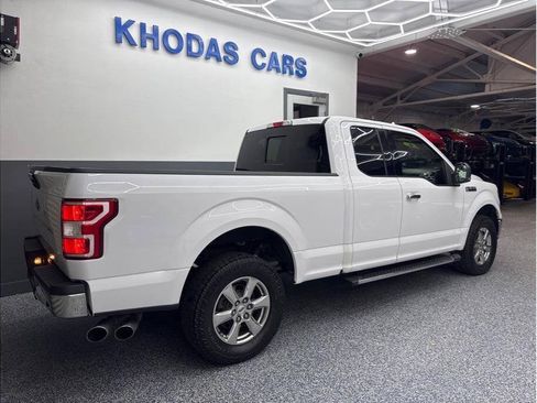 Used 2018 Ford F150 XLT w/ Equipment Group 302A Luxury AWD/4WD image 9