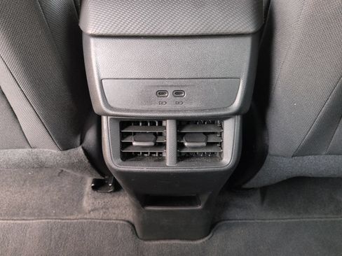 Certified 2025 Chevrolet Equinox LT w/ Safety and Technology Package AWD/4WD image 21