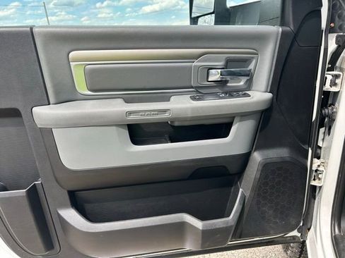 Used 2018 RAM 3500 SLT w/ Popular Equipment Group AWD/4WD image 15