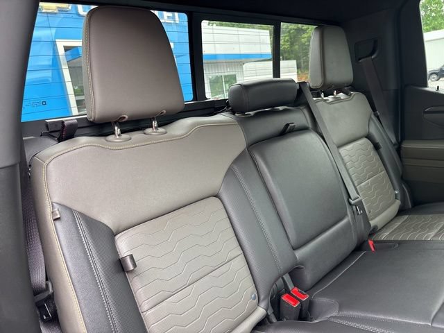 Used 2023 Chevrolet Silverado 1500 ZR2 AWD/4WD image 27