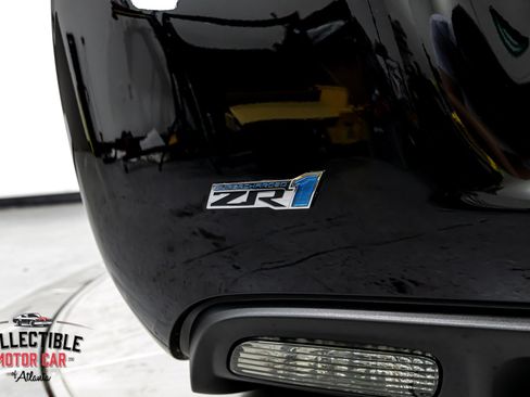 Used 2009 Chevrolet Corvette ZR1 w/ Preferred Equipment Group RWD image 72