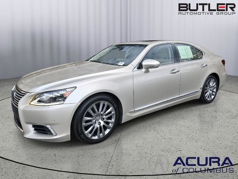 Used 2015 Lexus LS 460 w/ Comfort Package image 1