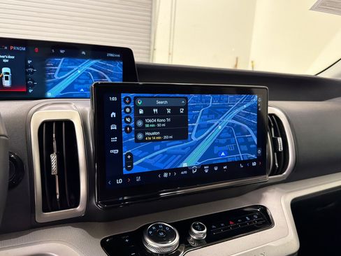 Certified 2025 Ford Expedition Active AWD/4WD image 28