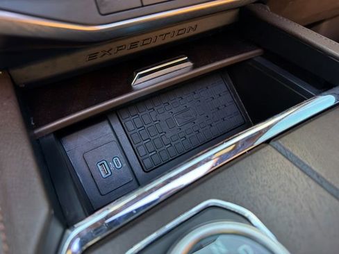 Used 2023 Ford Expedition Max King Ranch image 36