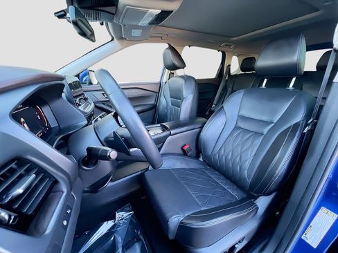 Used 2023 Nissan Rogue Platinum w/ Platinum Premium Package image 21