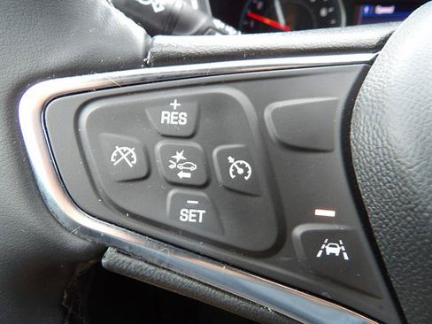 Used 2024 Chevrolet Equinox LT AWD/4WD image 19