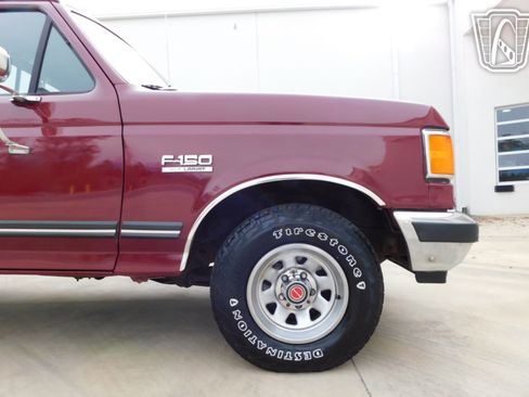 Used 1990 Ford F150 2WD Regular Cab image 33