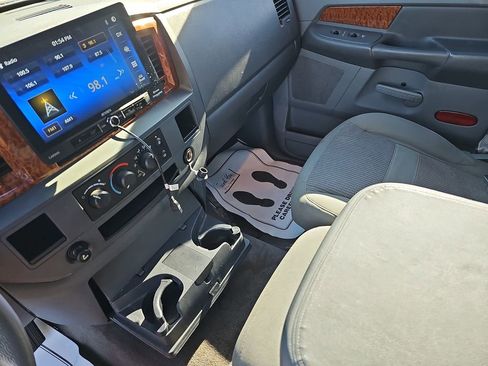 Used 2006 Dodge Ram 1500 Truck SLT w/ Trailer Tow Group image 26