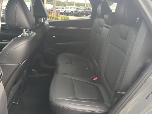 Used 2024 Hyundai Tucson Limited FWD image 13