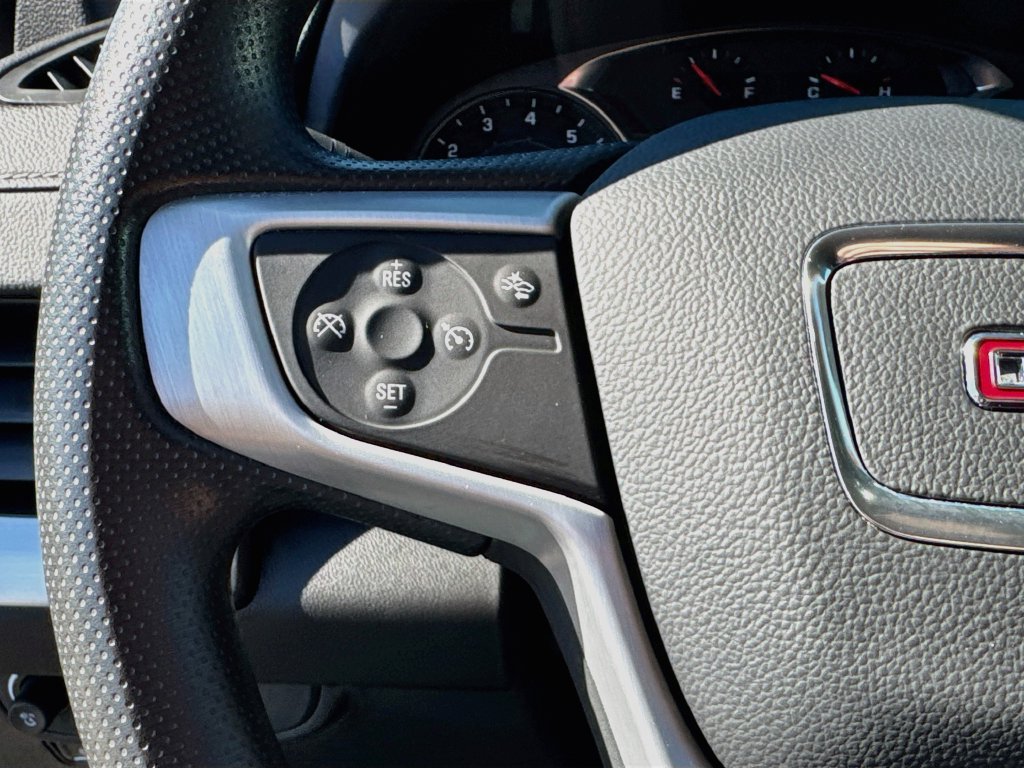 Used 2024 GMC Terrain SLE w/ Driver Convenience Package AWD/4WD image 8