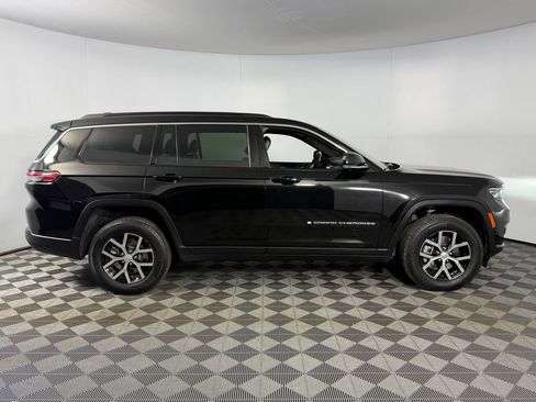 Used 2024 Jeep Grand Cherokee L Limited w/ Luxury Tech Group II image 5