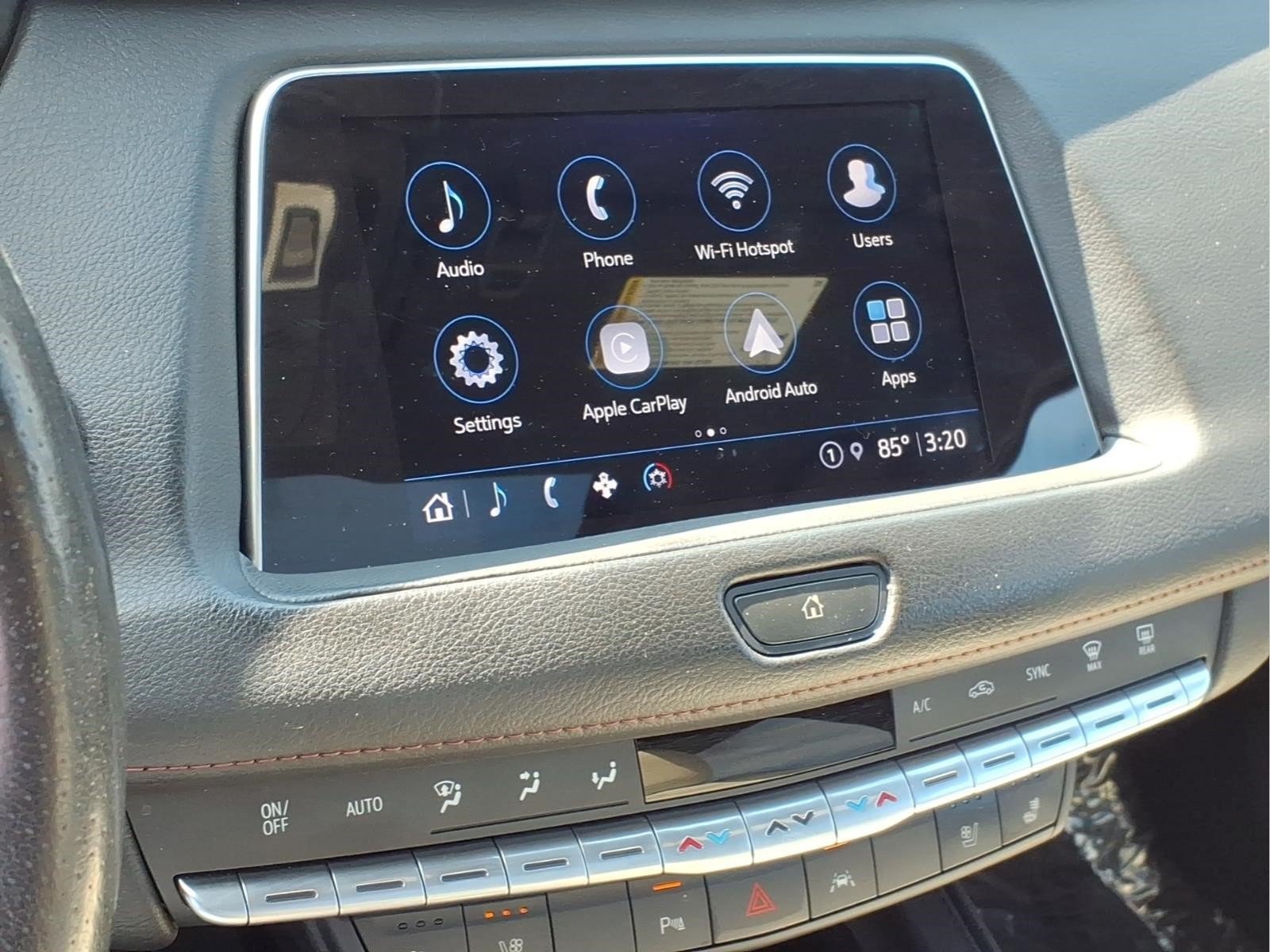Used 2023 Cadillac XT4 Sport AWD/4WD image 23