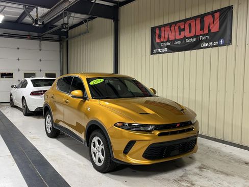Used 2024 Dodge Hornet GT image 12