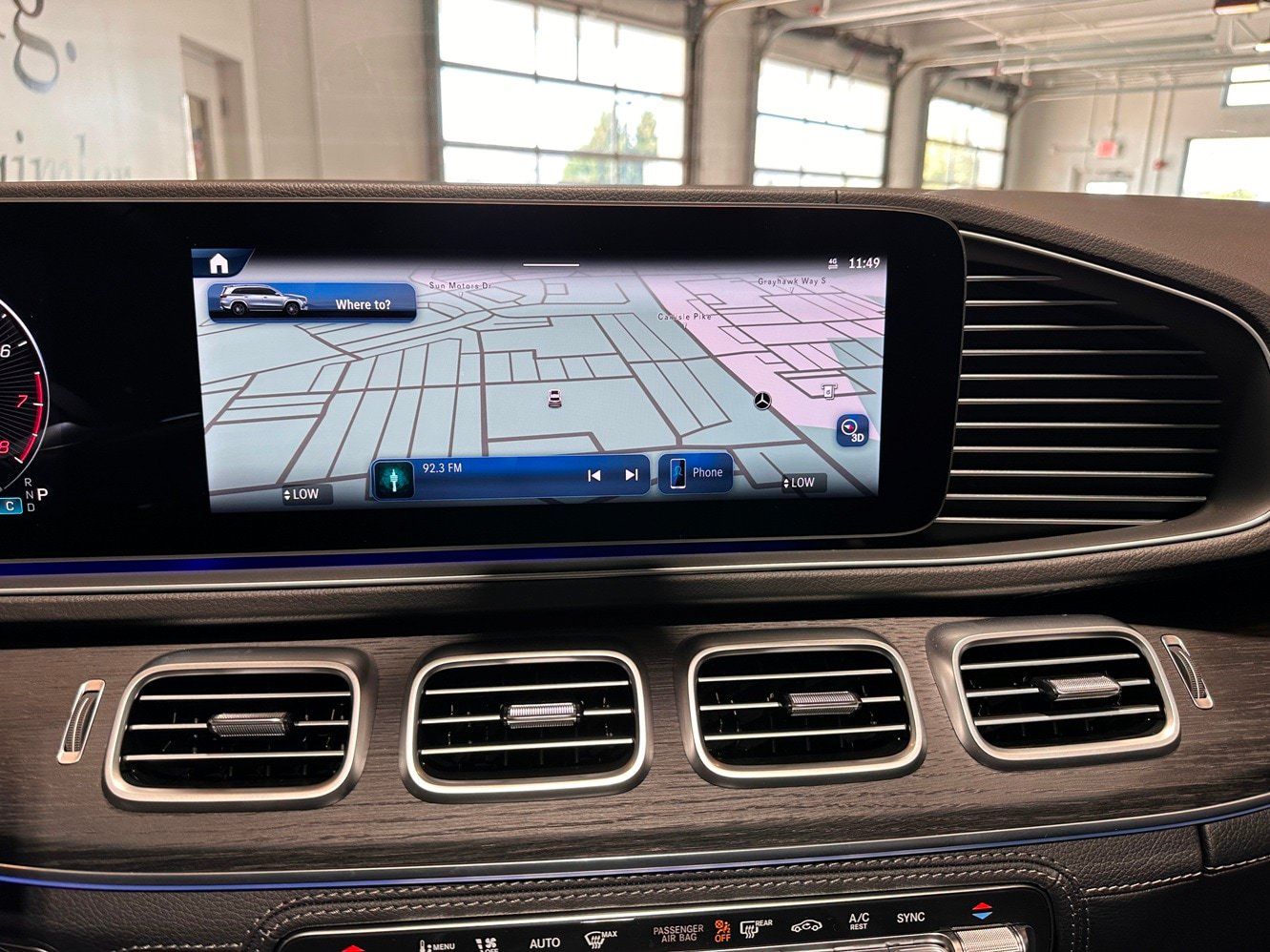Used 2026 Mercedes-Benz GLS 580 4MATIC image 9