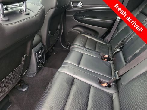 Used 2020 Jeep Grand Cherokee Limited w/ Luxury Group II image 11