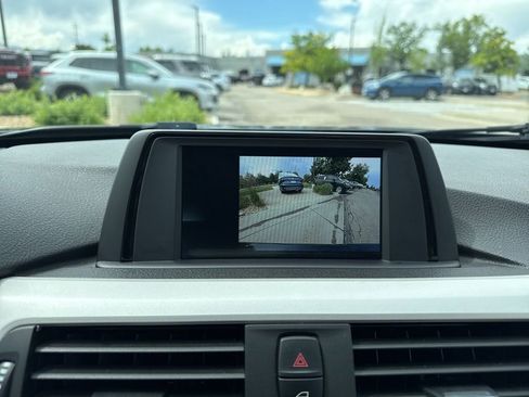 Used 2018 BMW 320i xDrive Sedan AWD/4WD image 20