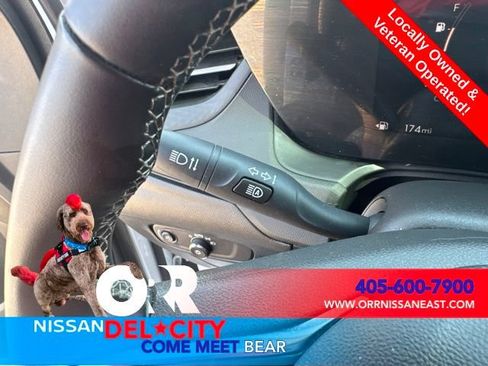 Used 2024 Buick Encore GX Preferred w/ Comfort Package FWD image 20