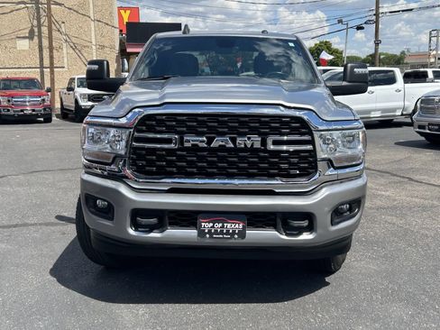 Used 2024 RAM 2500 Big Horn AWD/4WD image 3