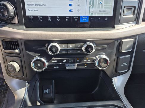 Certified 2024 Ford F150 XLT w/ Mobile Office Package image 7