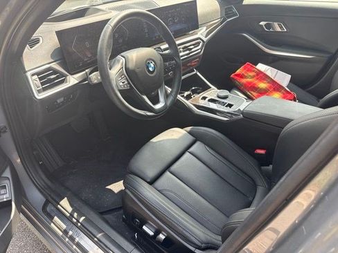 Used 2023 BMW 330i Sedan w/ Premium Package RWD image 16