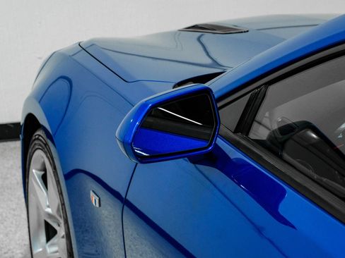 Used 2018 Chevrolet Camaro SS RWD image 44