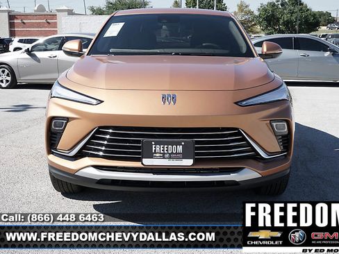 New 2025 Buick Envista Preferred w/ Convenience I Package image 2