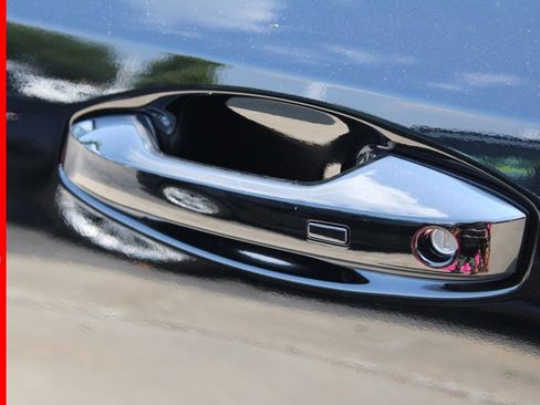 New 2025 Nissan Murano SV w/ Cargo Package image 9