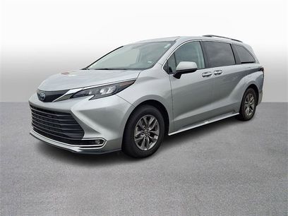 Used 2024 Toyota Sienna XLE