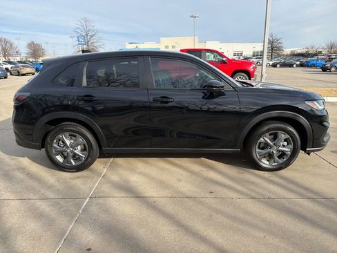 New 2026 Honda HR-V LX image 6