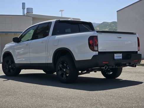 New 2026 Honda Ridgeline Black Edition image 6