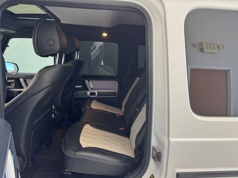 Used 2024 Mercedes-Benz G 550 image 19