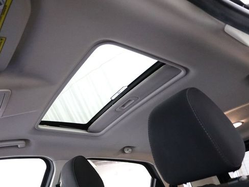Used 2021 Ford EcoSport SE w/ SE Convenience Package AWD/4WD image 26