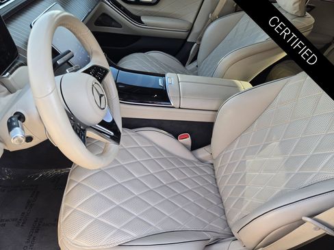 Certified 2023 Mercedes-Benz S 500 4MATIC image 3